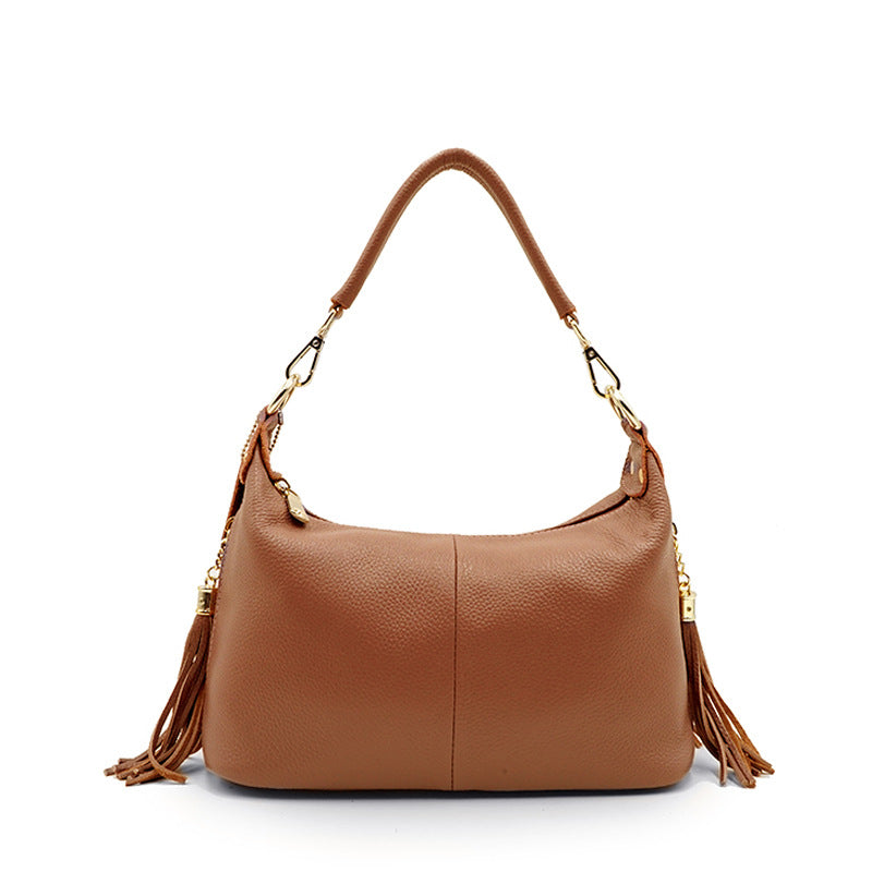 Top elegant handbag with a timeless design