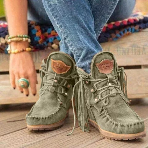 Attractive boho style shoe