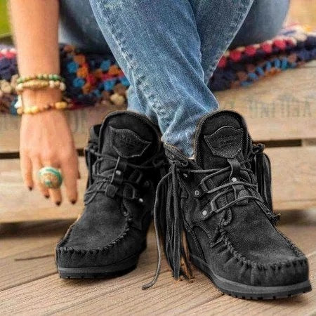 Attractive boho style shoe