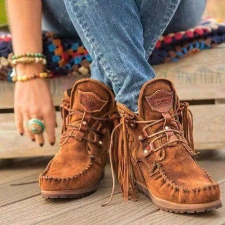 Attractive boho style shoe