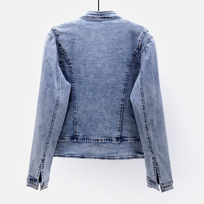 Elegant-bestickte Jeansjacke