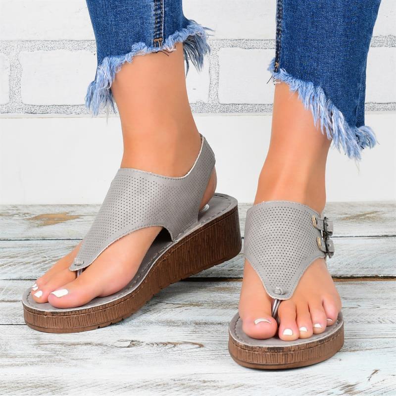 Trendy platform sandals