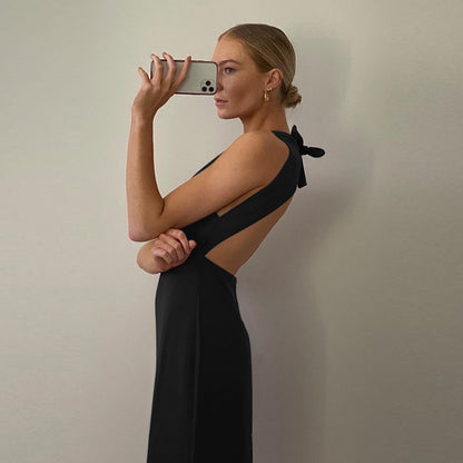 CHLOE-das klassisch-elegante Kleid mit freiem Rücken