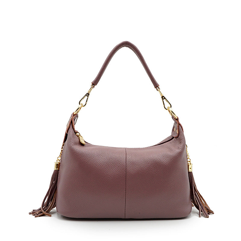 Top elegant handbag with a timeless design