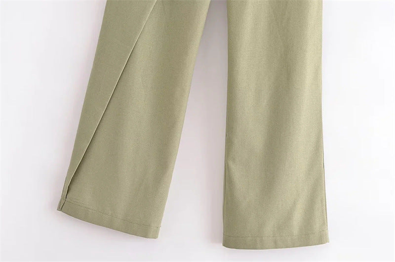 Smartly cut trousers