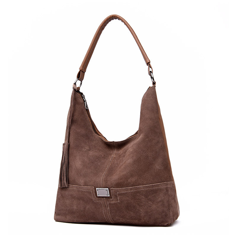 Luxuriously elegant handbag 