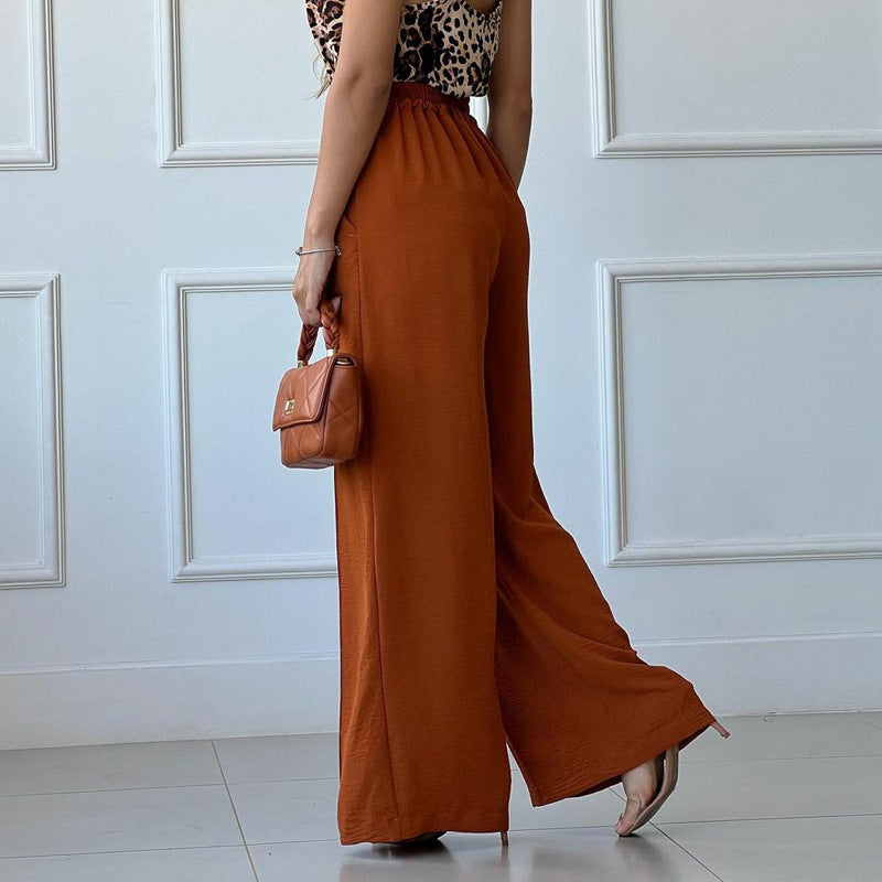 Elegant pleated flared trousers