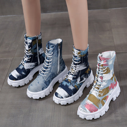 Art-Stiefel im Doc Martens Stil