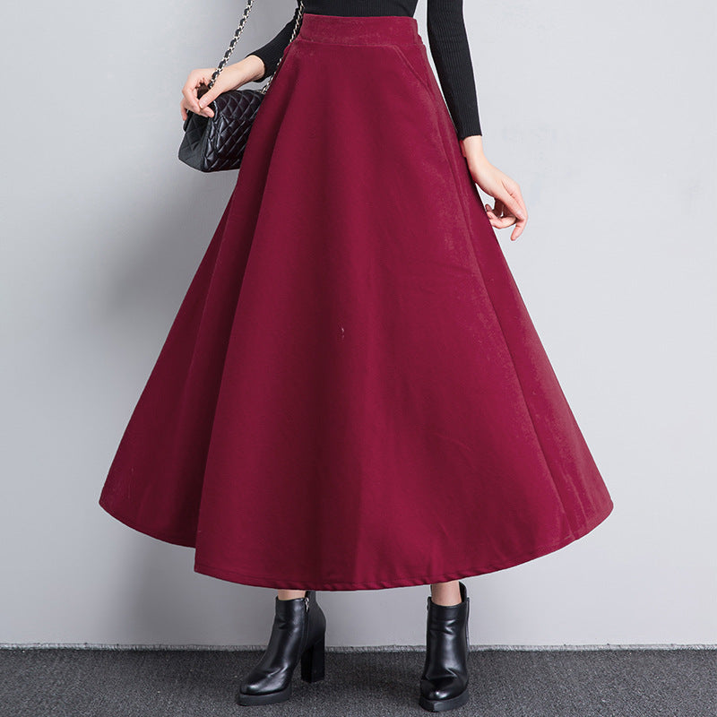 Chic hip skirt for a stylish appearance