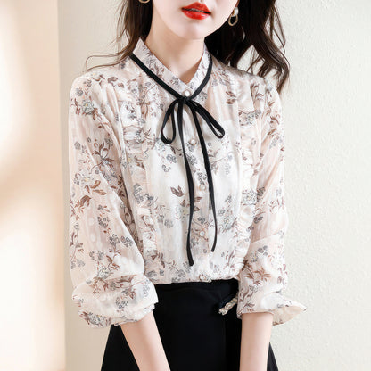 Elegant blouse for a stylish appearance