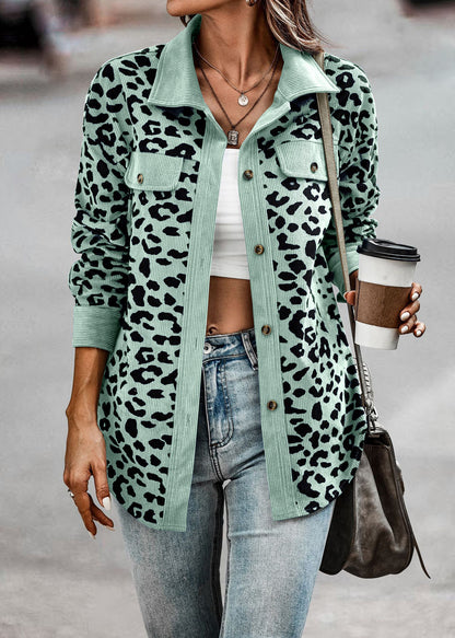 Tolle Jacke im Leoparden-Stil